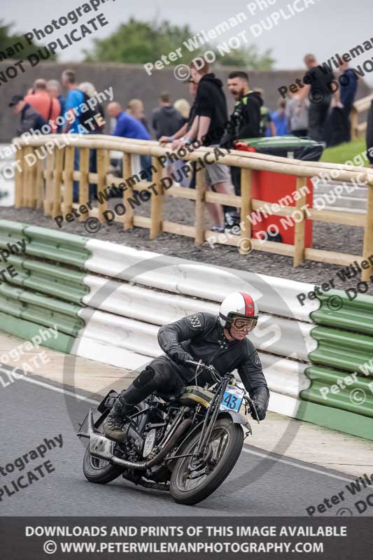 Vintage motorcycle club;eventdigitalimages;mallory park;mallory park trackday photographs;no limits trackdays;peter wileman photography;trackday digital images;trackday photos;vmcc festival 1000 bikes photographs